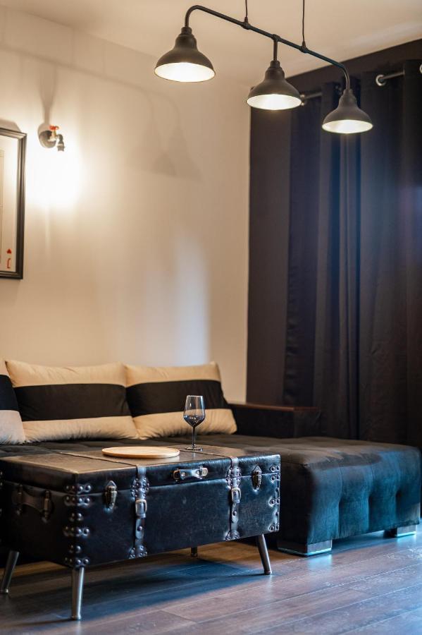 Black Box Studio Smolyan Luaran gambar